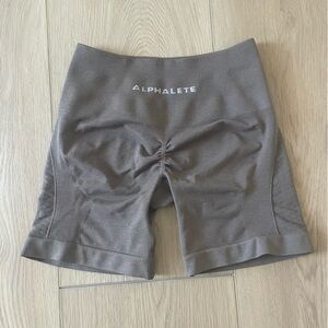 Alphalete contour shorts - Mocha